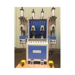 Moulding Machine